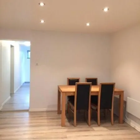 Demims 10mins From Oslo Airport 公寓 *